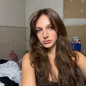 Alessia, Babysitter à Opwijk