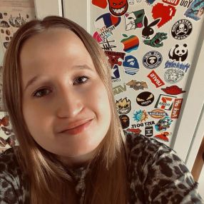 Merel, Babysitter in Lokeren