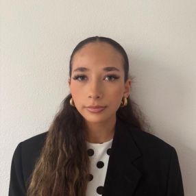Sylvana, Babysitter à 's Gravenbrakel