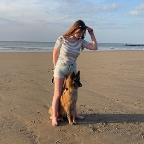 Djarena, Babysitter in Geraardsbergen