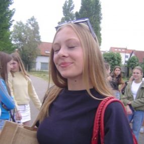 Aureley, Babysitter in Lochristi