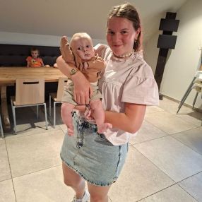 Chloe, Babysit in Kuurne