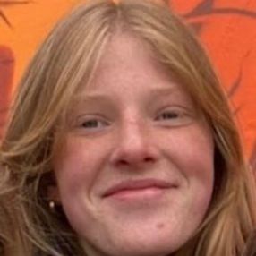 Ilyana, Babysit in Brakel