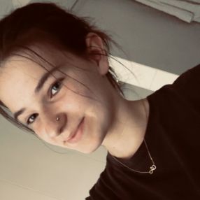Jitske, Babysit in Ichtegem