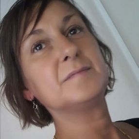 Angela, Babysitter à Morlanwelz