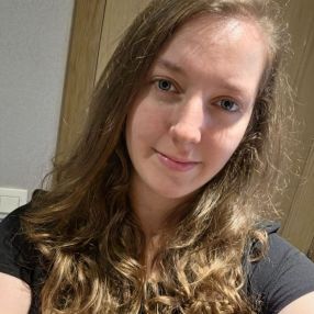 Caitlin, Babysitter in Geraardsbergen