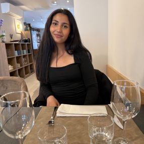 Elena, Babysitter à Zaventem