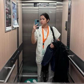 Sana, Babysitter à Herzele