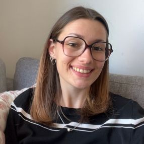 Zoé, Babysitter à Anthisnes
