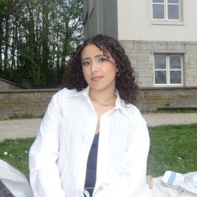 Narjisse, Babysitter à Kapelle-op-den-Bos