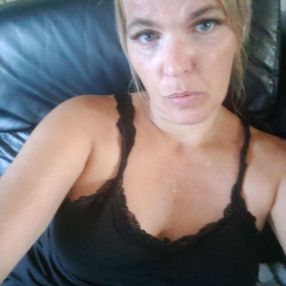 Leen, Babysitter à Westerlo