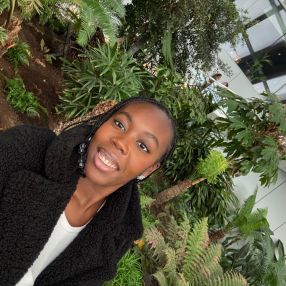 Fatou, Babysit in Fléron