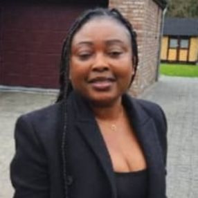 Crichna, Babysitter à Jemeppe-sur-Sambre