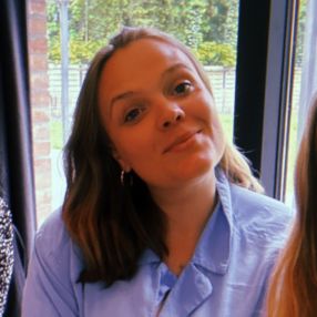 Zoë, Babysitter à Schoten