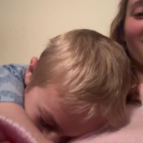 Nina, Babysit in Beersel