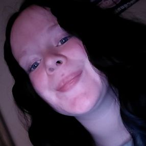 Kyra, Babysit in Staden