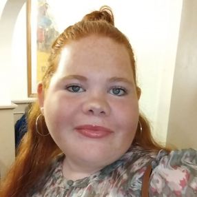 Lalie, Babysitter à Lobbes