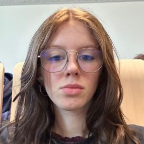 Hannah Denise, Babysit in Maldegem