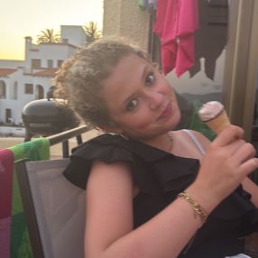 Cato, Babysitter à Oostkamp