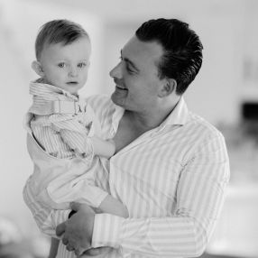 Benjamin, Family in Charleroi