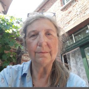 Christine, Babysitter à Lobbes