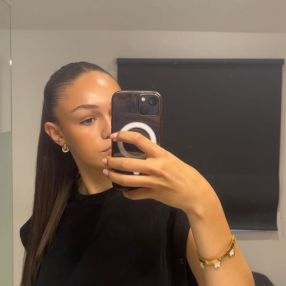 Jade, Babysit in Fernelmont