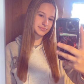 Yana, Babysit in Affligem