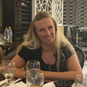 Jenny, Gezin in Charleroi