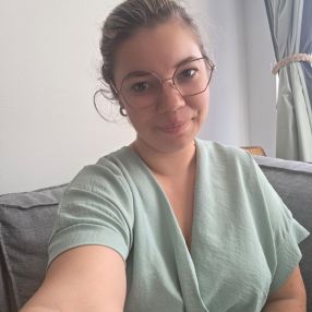 Tiffany, Babysitter à Lier