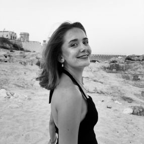 Caitlin, Babysitter in Kortrijk
