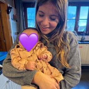 Mia, Babysit in Pepingen