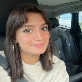 Julia, Babysitter à Sint-Jans-Molenbeek