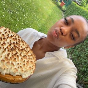 Faty, Babysitter à Grâce-Hollogne