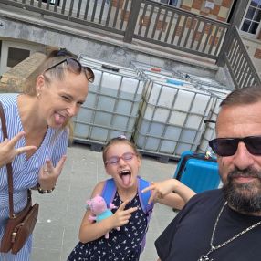 Sandy, Gezin in Diksmuide