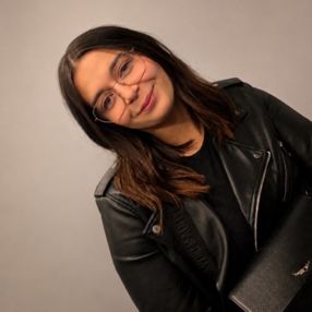 Annwenn, Babysitter à La Bruyère