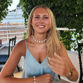 Margaux, Babysitter à Zedelgem