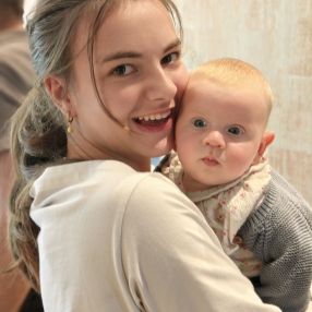 Marie, Babysit in Schilde