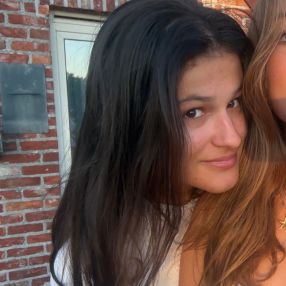 Eve, Babysitter à Genval