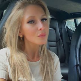 Kim, Babysitter in Evergem
