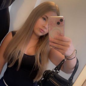 Maelyss, Babysitter à Perwijs