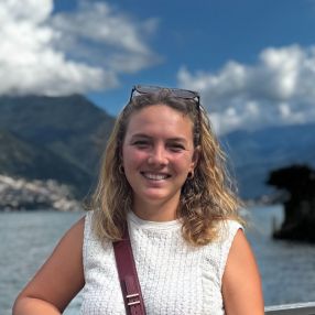 Cécile, Babysit in Grâce-Hollogne