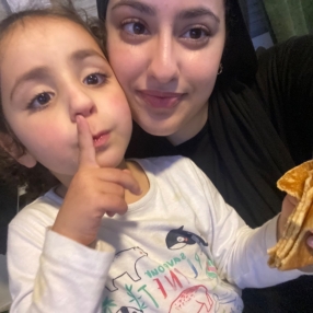 Ikram, Babysit in Kortrijk