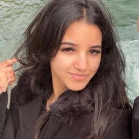 Rabab, Babysit in Maasmechelen