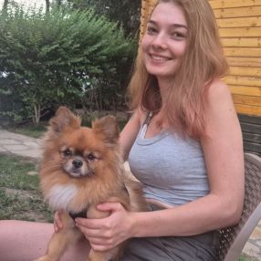 Sophie, Babysitter à Lennik