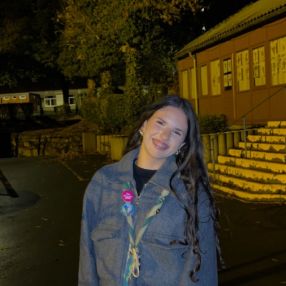 Axelle, Babysit in Ham-sur-Heure-Nalinnes