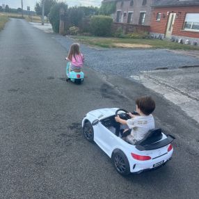 Joyce, Famille à La Louvière