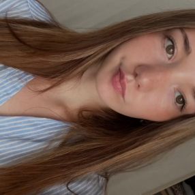 Camille, Babysitter à Mettet