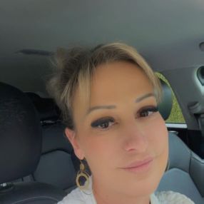 Delphine, Babysitter à Beaumont