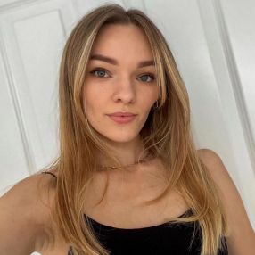 Asia, Gezin in Schoten