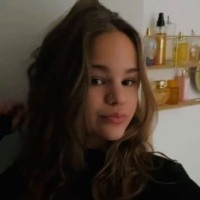 Imali, Babysit in Gent